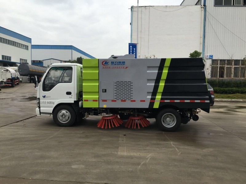 五十鈴3360掃路車(chē)圖片