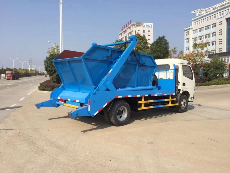 東風大多利卡8方擺臂垃圾車