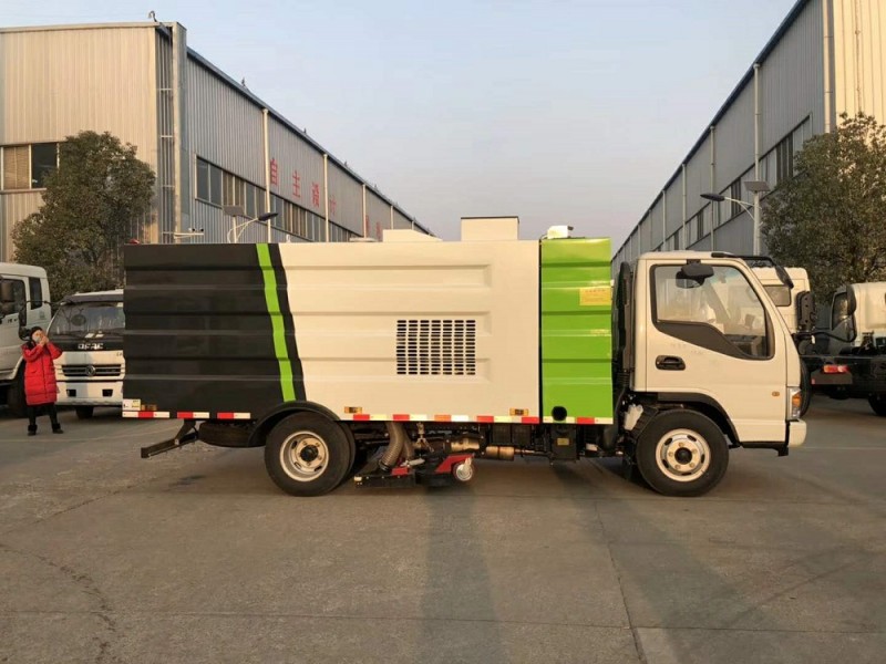 江淮小型5方吸塵車(chē)