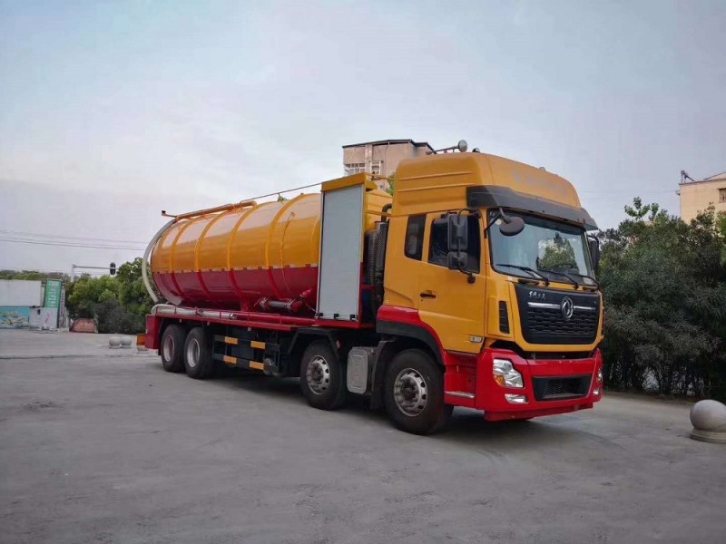 東風天龍前四后八36方大噸位重型清洗吸污車