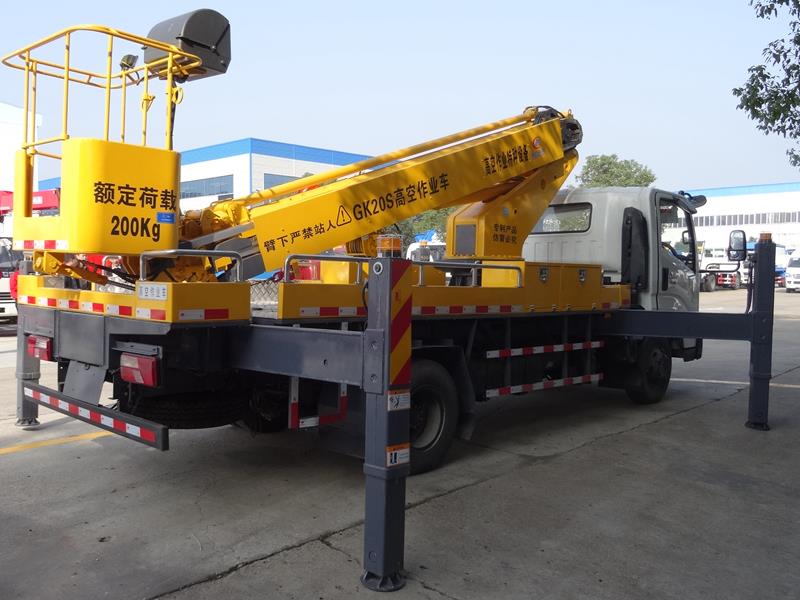 江鈴凱銳20米伸縮臂高空作業(yè)車 江鈴凱銳20米伸縮臂高空作業(yè)車圖片