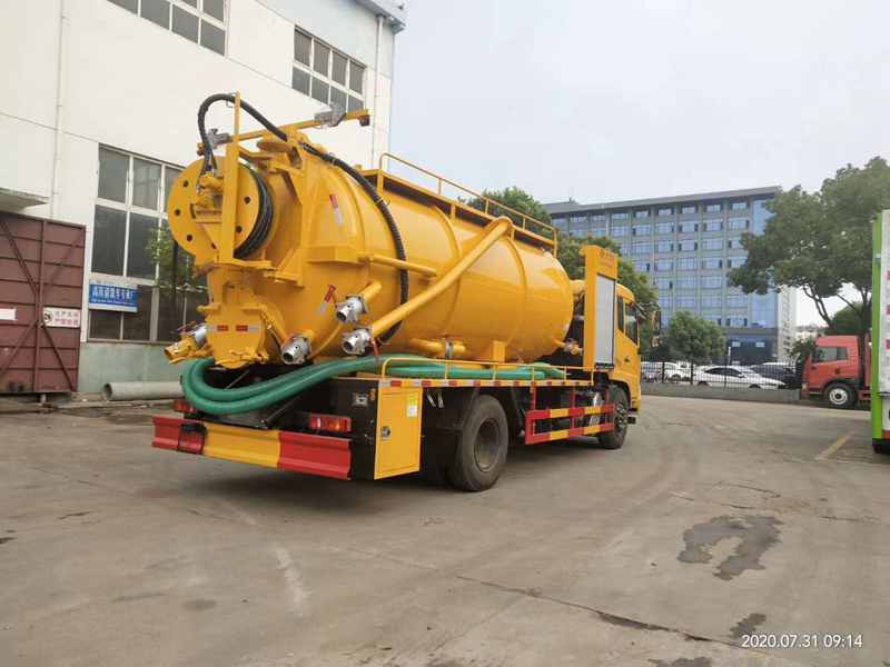 東風天錦清洗吸污車 東風天錦清洗吸污車圖片