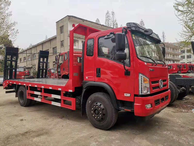 東風華神D912平板運輸車