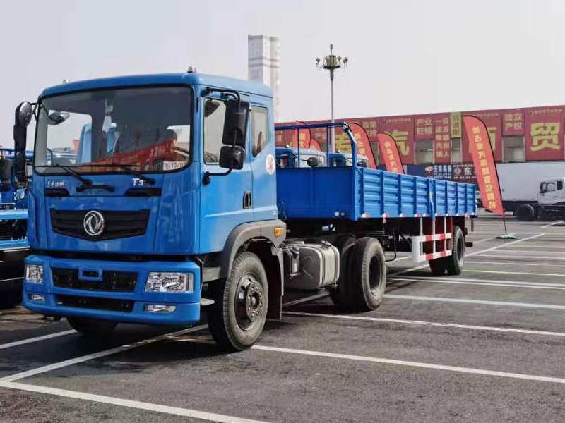 東風T3牽引教練車