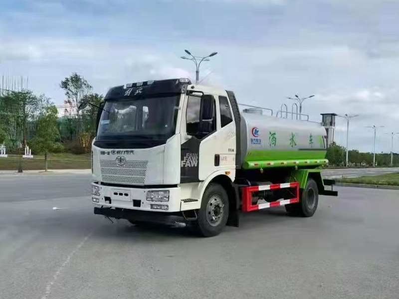 解放J6灑水車(chē)（14噸）